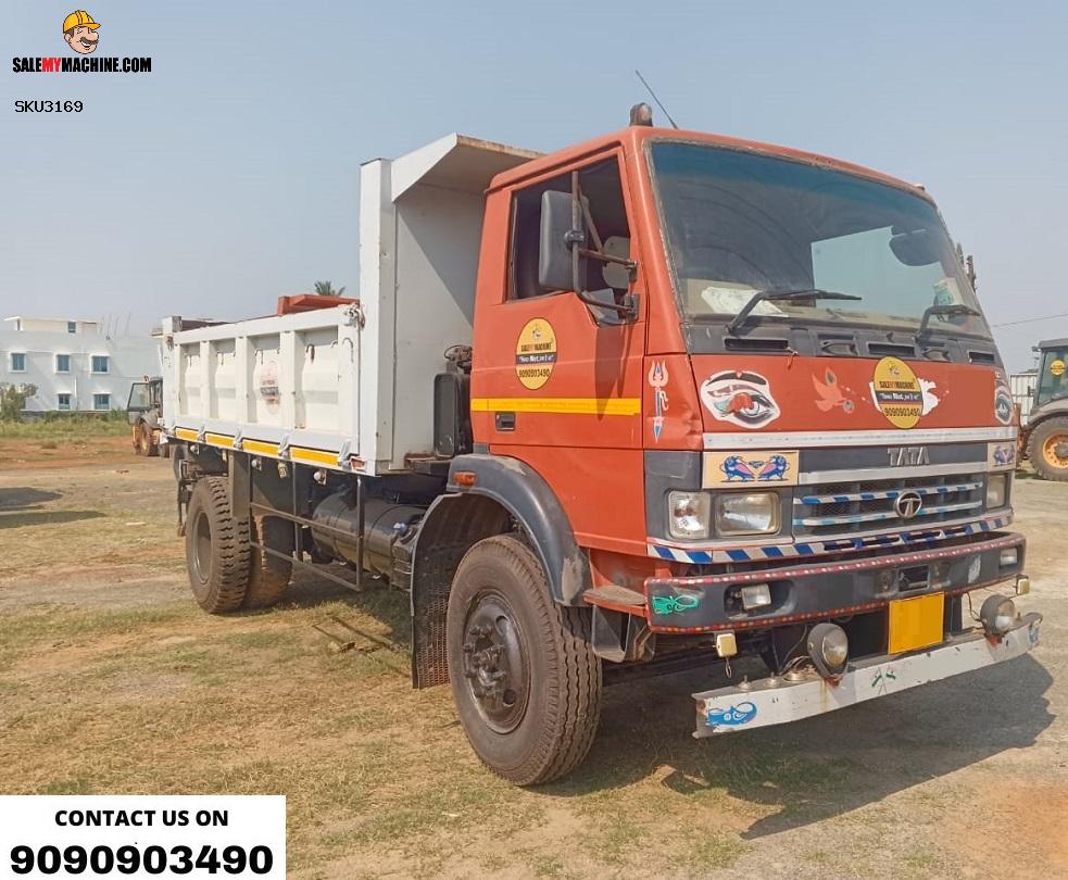 TATA 1512 TIPPER